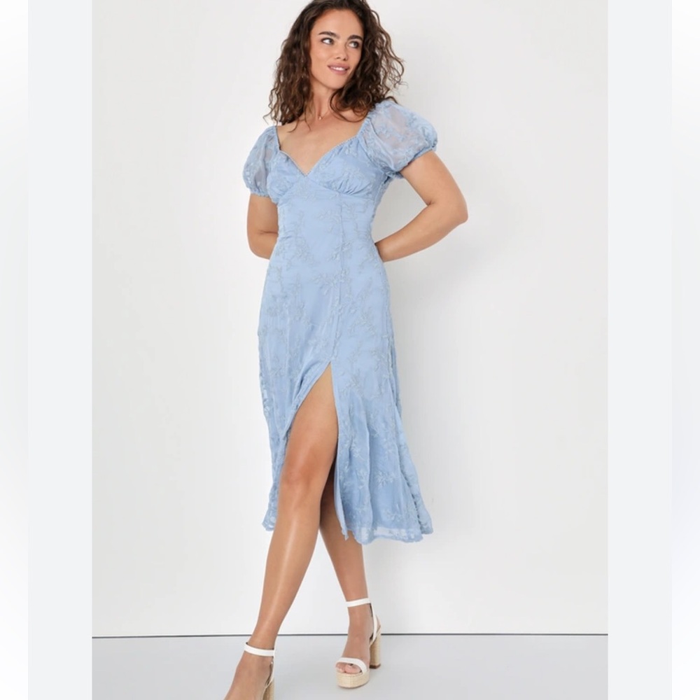 NWT Lulus Blossoming with Charm Blue Embroidered Tie-Back Midi Dress Rt $88